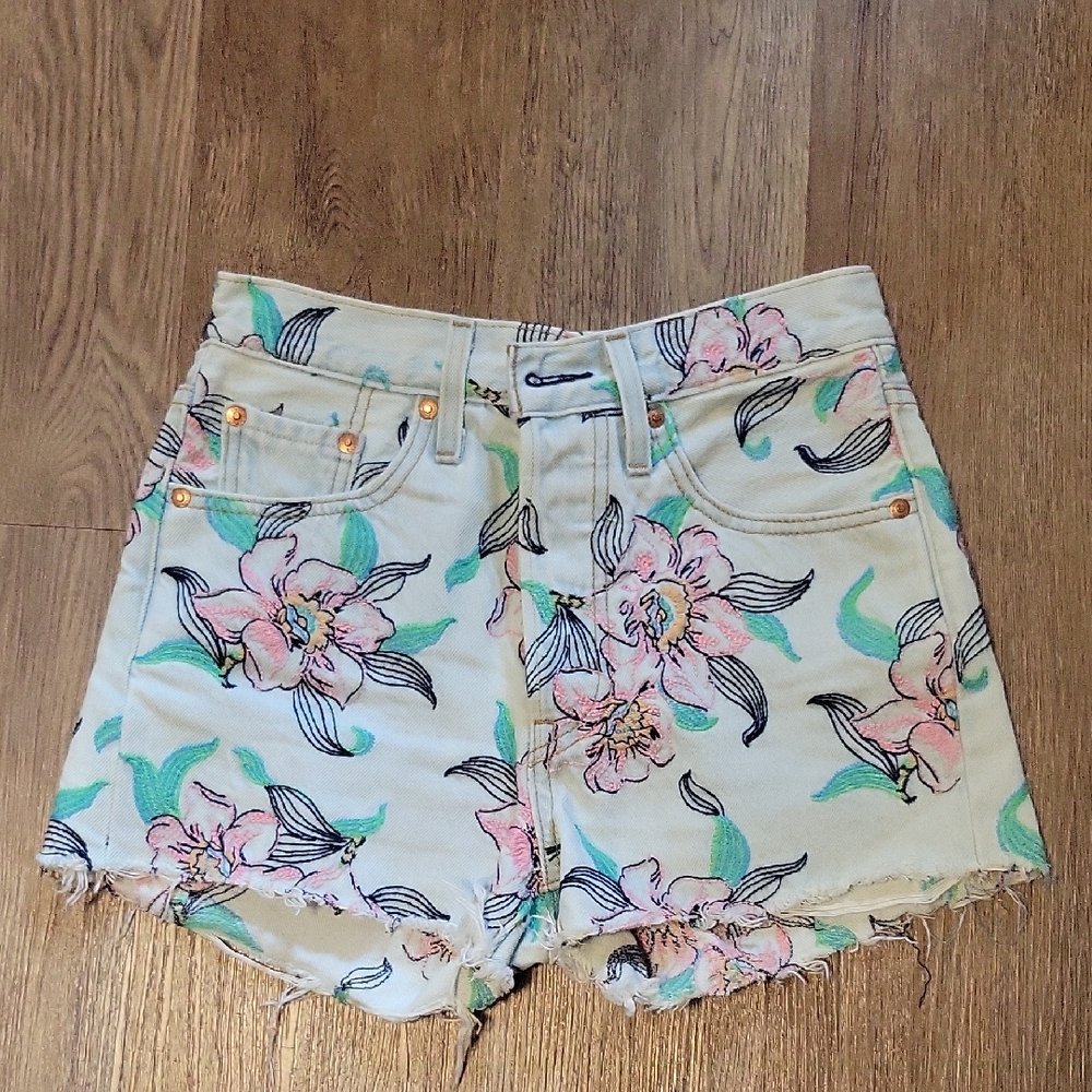 501® High Rise Floral Women's Shorts